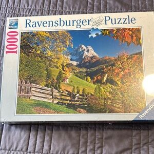 Ravensburger Green and Blue Mountain Puzzle 1000 Pieces